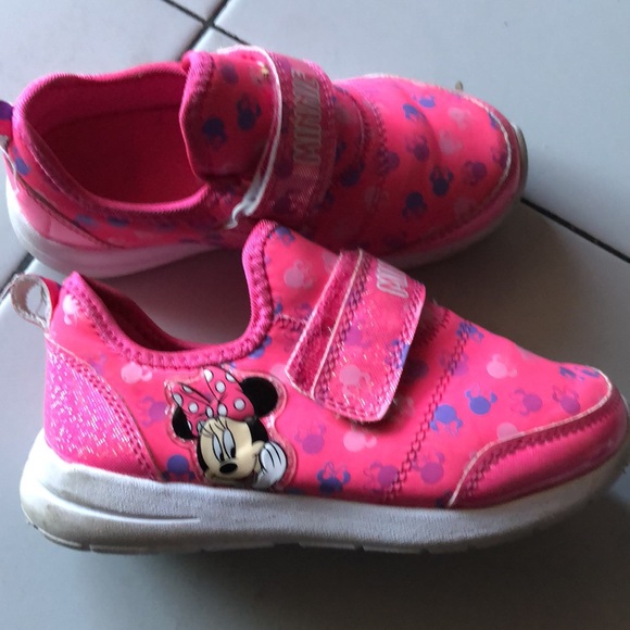 Light up Minnie sneakers. Size 11 - Picture 2 of 5
